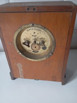 Reloj  Zenith madera
