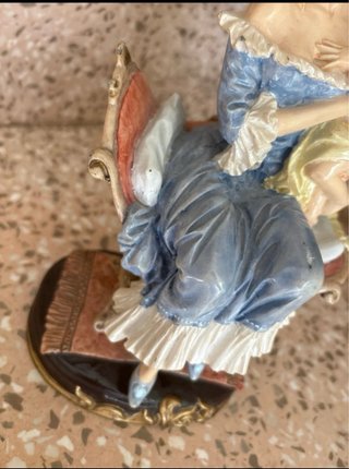 Figura Maternidad Porcelana Azul y Oro