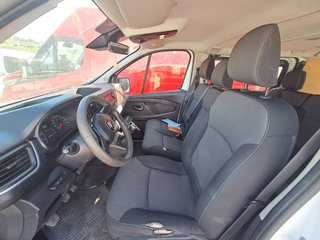 Renault Trafic 6 Plazas Mixta