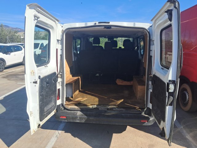 Renault Trafic 6 Plazas Mixta