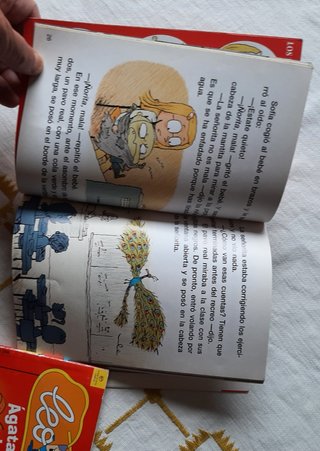 Leo Leo El Bebé Brujo y Ágata la telepata Leo Leo.