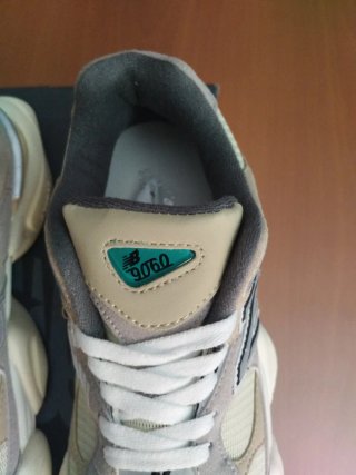 New Balance U9060MAC Talla 37