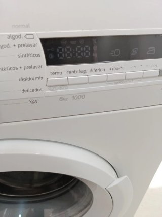Lavadora Balay 6kg 1000 rpm