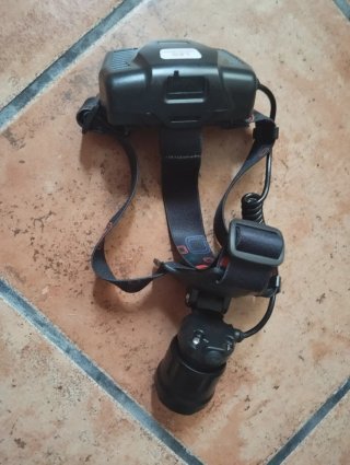 Linterna frontal LED P90