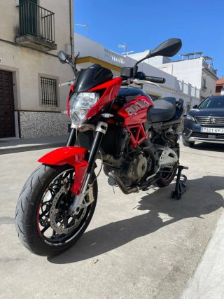 Aprilia Shiver 750 ABS