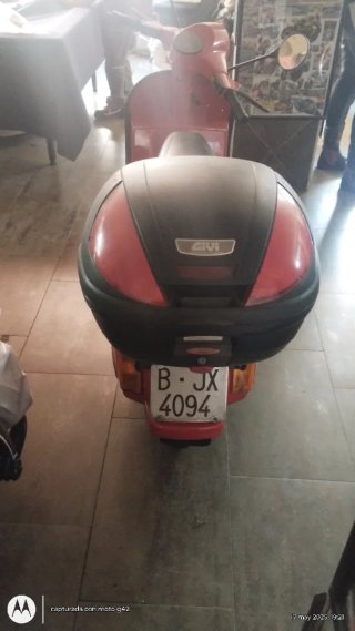 Vespa PK 125 Elestart Roja