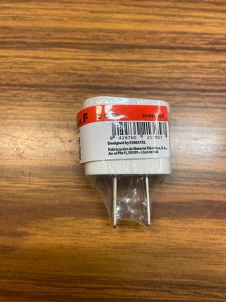 30 Adaptadores Enchufe Plano 10A/250V