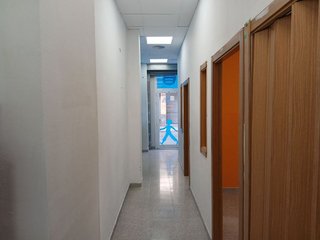 Local comercial en alquiler en Instituts - Universitat en Lleida