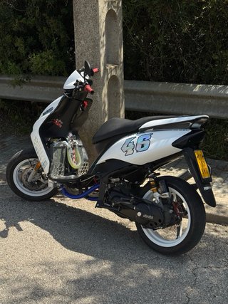 Yamaha Jog RR PROYECTO con 100KM
