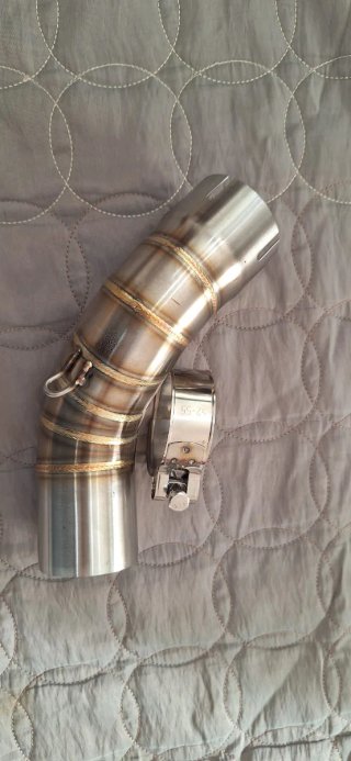 Codo adaptador para Escape Kawasaki Z900 2017-2025