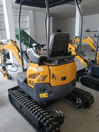 Miniexcavadora AC G18