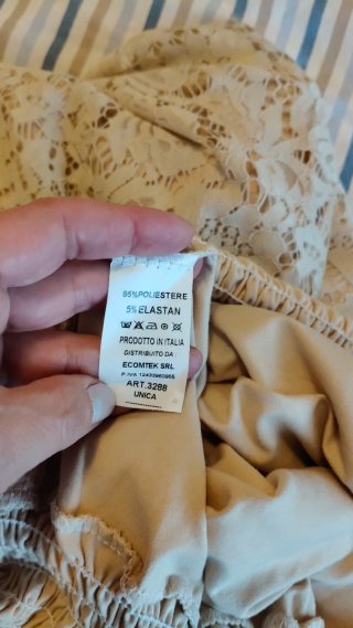 Pantalón encaje beige talla 46/48