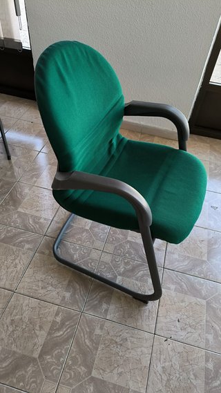 Sillas de Oficina Fijas Verdes ( POR UNIDAD)