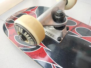 Skate Titus niño