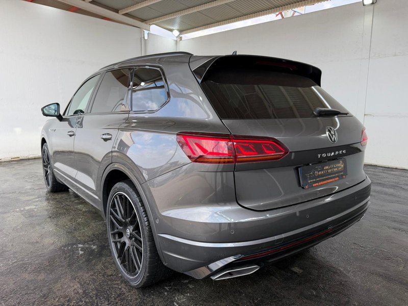 Volkswagen Touareg 2023, foto 7
