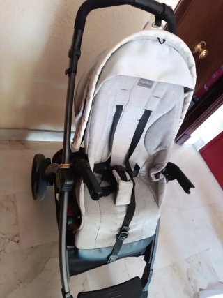 Silla de paseo ligera y plegable