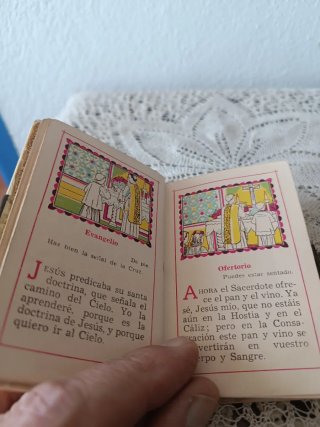 Antiguo librito Querubín(formación moral...)1949.
