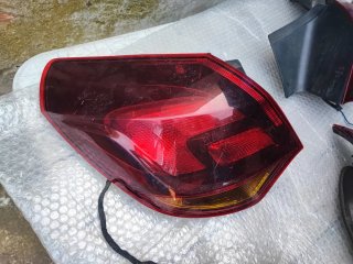 Pilotos Traseros Opel Astra J