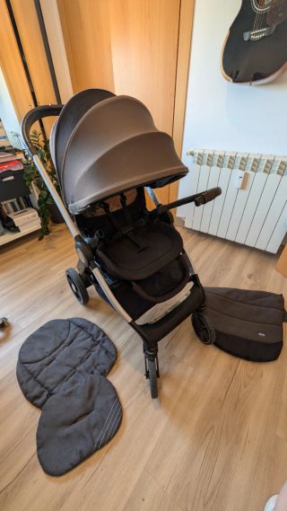 Carrito bebé Chicco Alysia 3 en 1 color gris