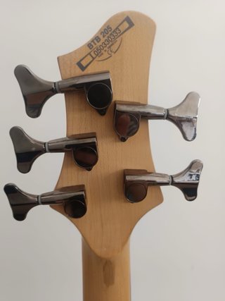 Bajo Eléctrico Ibanez BTB 205 5 Cuerdas