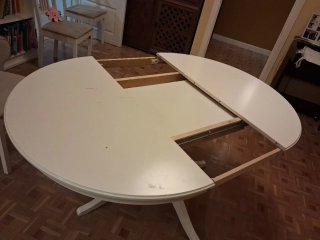 Mesa Redonda IKEA + 4 Sillas