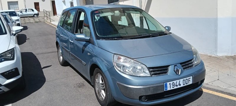 Renault Grand Scenic 2004 - foto 1