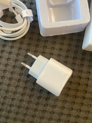Adaptador y Cable iPhone 15 Pro Max 35W