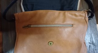 Bolso Misako Marrón y Negro con Candado
