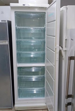 Congelador vertical Electrolux Blanco