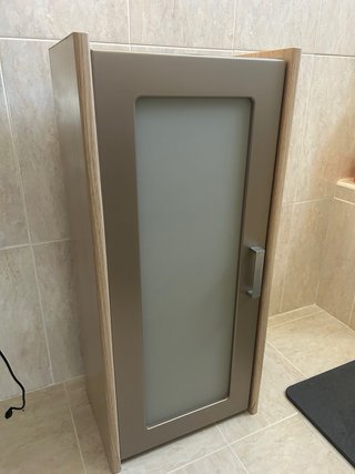 Armario baño madera y cristal