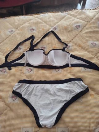 Bikini blanco y negro