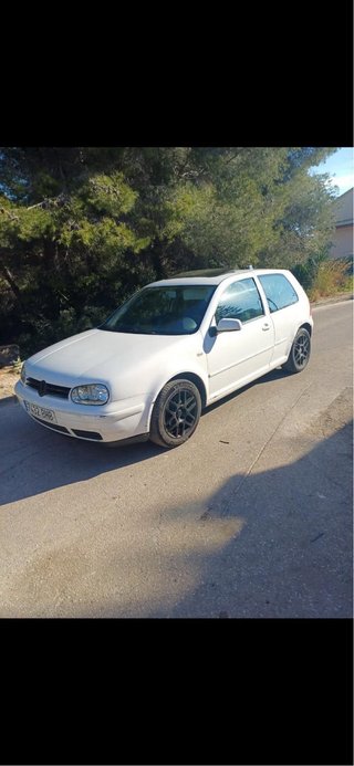Volkswagen Golf 2002