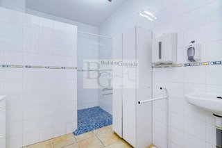 Local comercial en venta en Centro - Sagrario en Granada