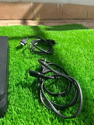 PS4 (PlayStation 4) Negra + 2 Mandos