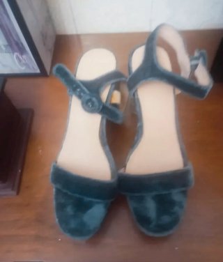 Zapatos azules y plateados de tacón a estrenar