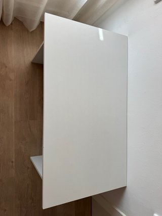 Escritorio para habitación/estudio.