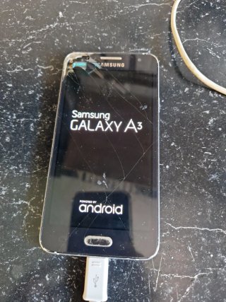 Samsung Galaxy A3 Negro