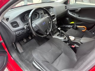 Volvo V40 Kinetic D2 2015