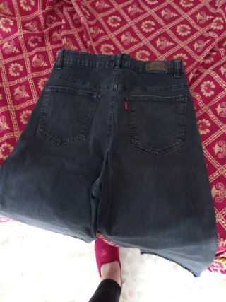 Vaqueros negros pesqueros