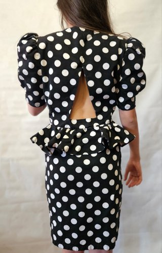 Abito Vintage Pois Bianchi - Silhouette Sinuosa