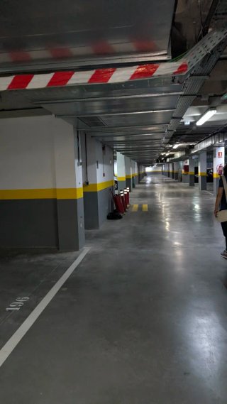 Alquiler plaza de garaje Avenida del Plantío 11