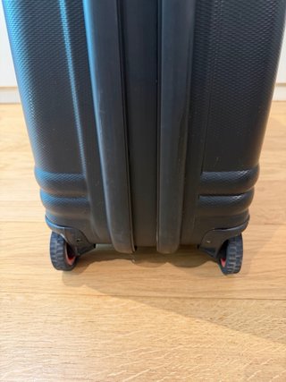 Maleta Rígida EMINENT. Maxima protección.