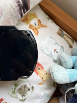 PSP 3000 Sony Negra + Juego Invizimals