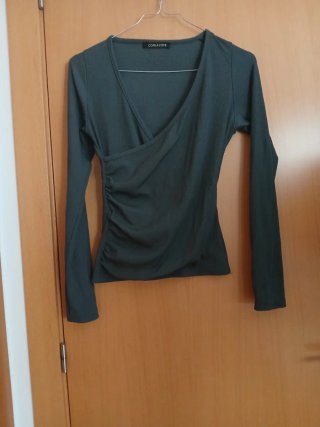Blusa gris manga larga