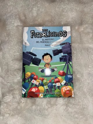 Los Futbolísimos 1: El misterio de los árbitros...