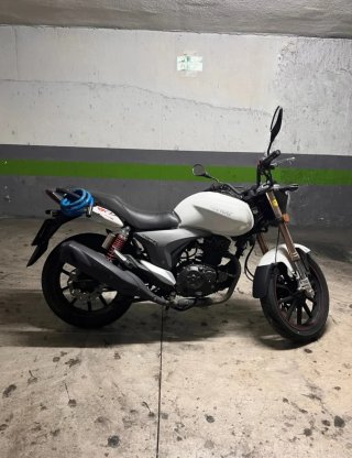 Keeway 125cc Naked Blanca Manual