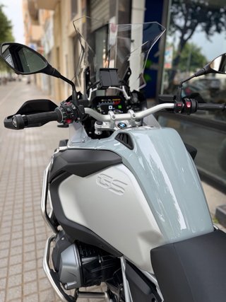 BMW R 1250 GS ADVENTURE GRIS HIELO