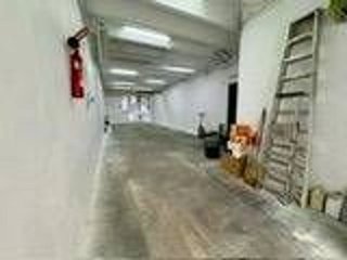Local comercial en venta en Sant Adrià de Besos