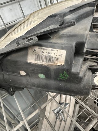 Faro Delantero Der. Citroen C3 2004