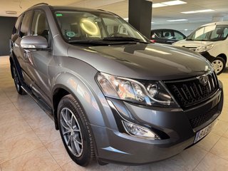 Mahindra XUV 500 W10 2019
